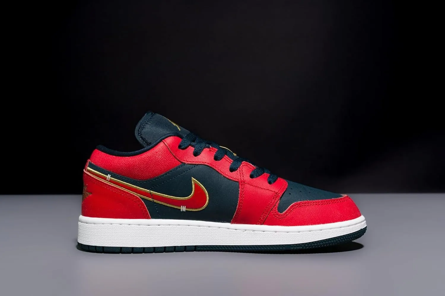 AIR JORDAN 1 x Low SE GS Sport Red FQ7380-400 Size