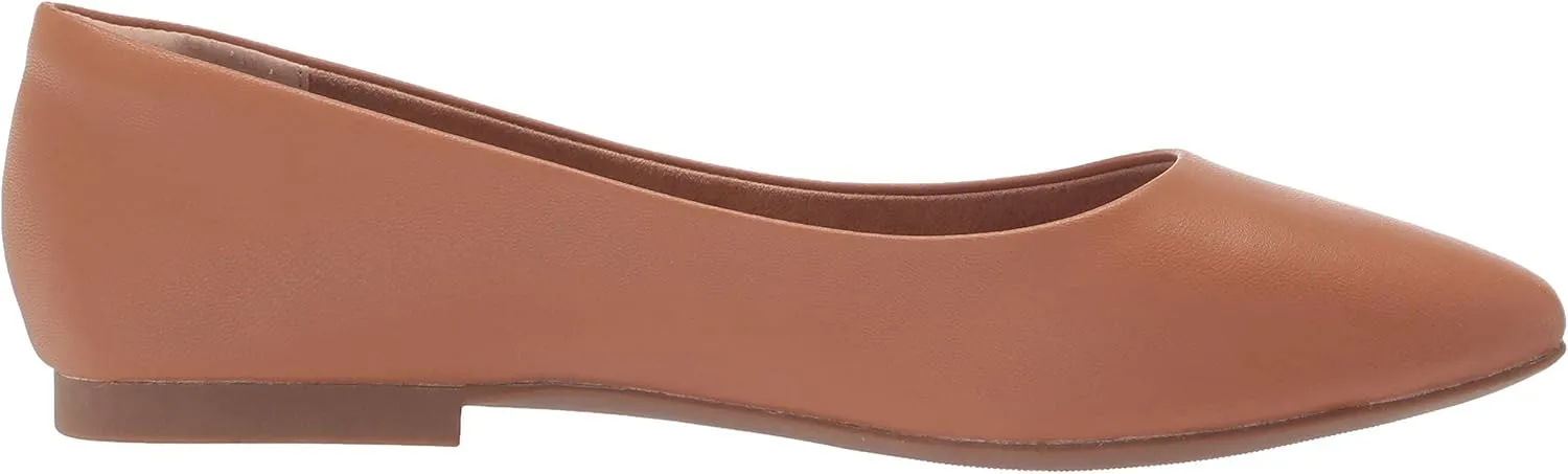 Amazon Essentials Women's Pointed-Toe Ballet Flat
