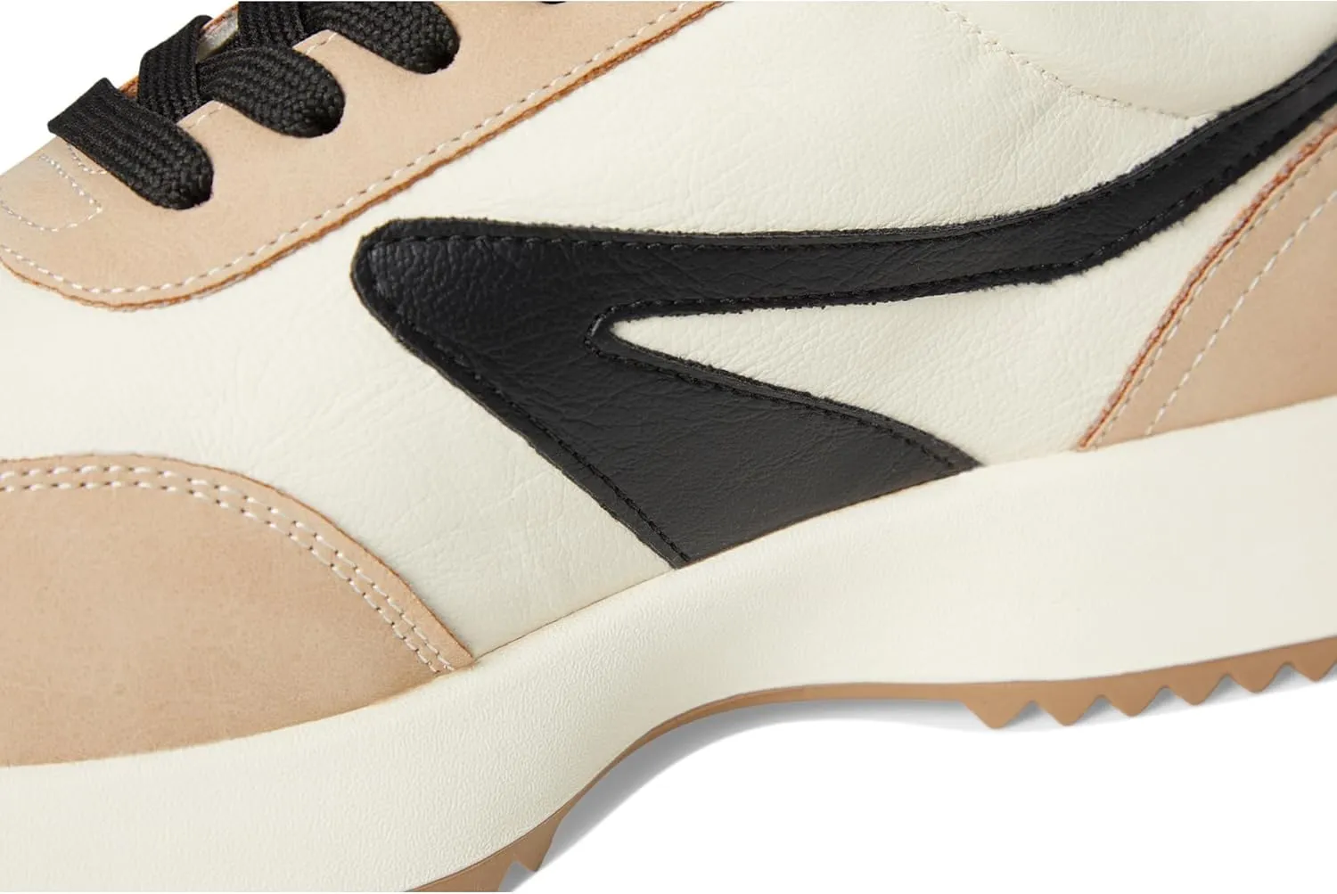 DV Dolce Vita Women's Bynx Sneaker