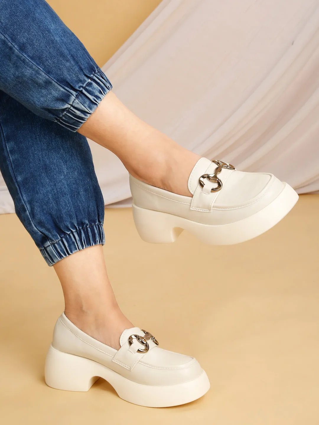 LOAFERS A18