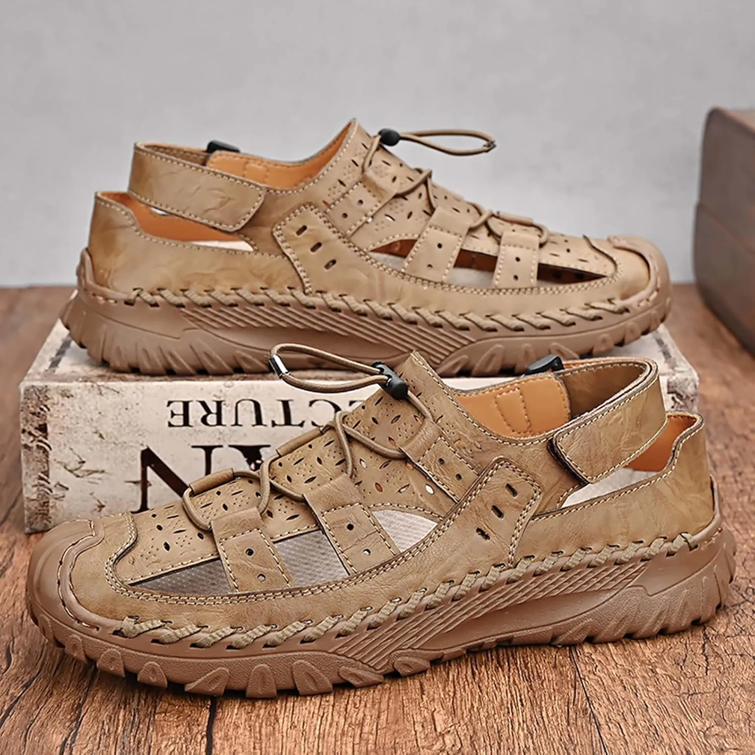 Men's Cowhide Closed Toe Sandals Sports Casual Handmade Sandals Adjustable Slip On Walking Shoes Slip Resistant Outdoor Climbing Off-Road Camping Shoes