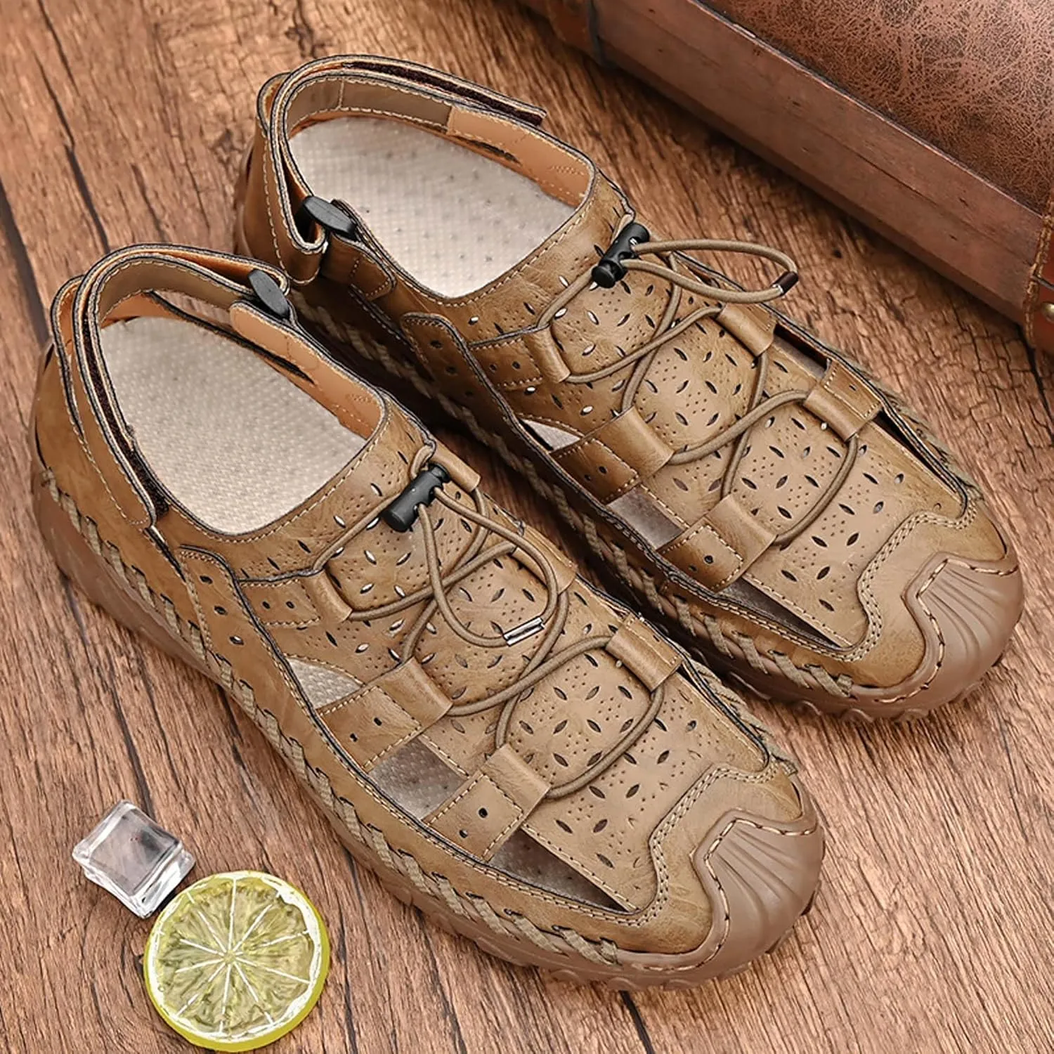 Men's Cowhide Closed Toe Sandals Sports Casual Handmade Sandals Adjustable Slip On Walking Shoes Slip Resistant Outdoor Climbing Off-Road Camping Shoes