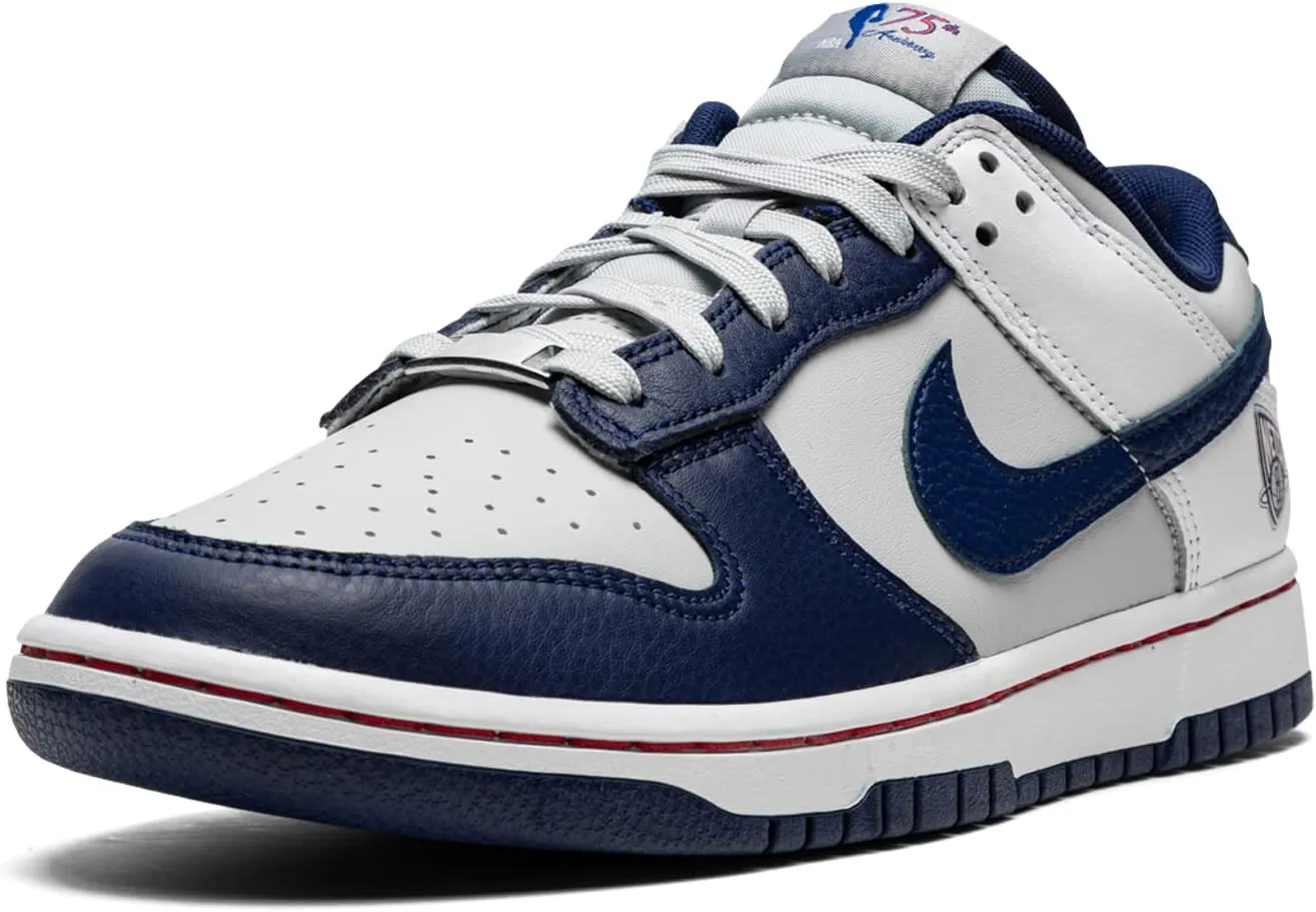 Nike Men's Sneaker