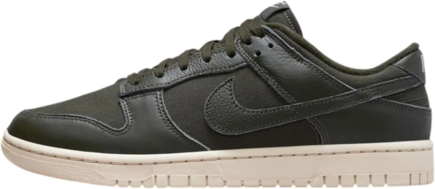 Nike Men's Sneaker