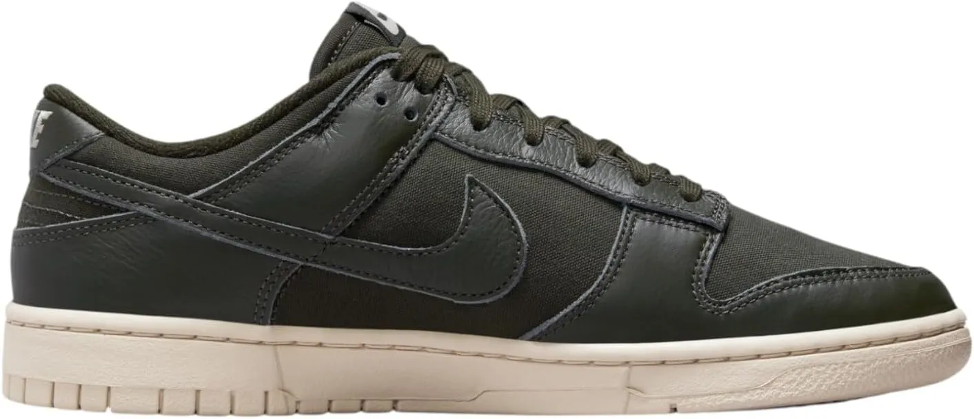 Nike Men's Sneaker