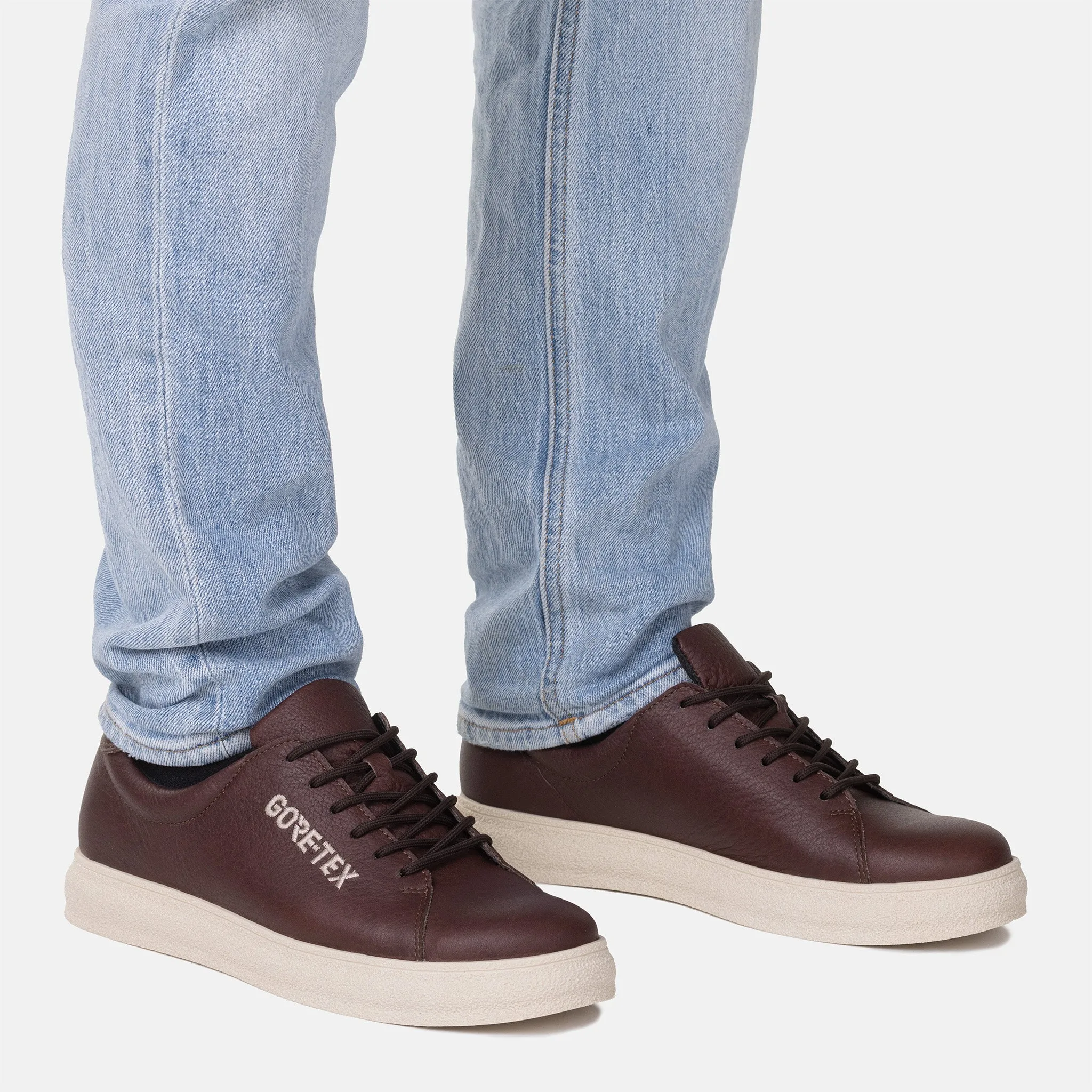 OIVA Men's GORE-TEX® sneakers