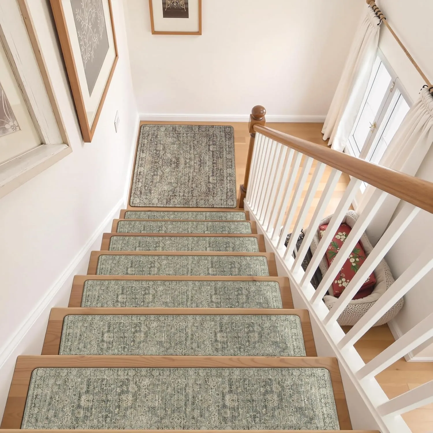 OJIA Stair Treads Non-Slip Matching Mat for Wooden Steps, Square Capet Stair Treads Rubber Backing Stair Runner Anti-Slip Stair Landing Mat 31x31 Inch Stair Rugs