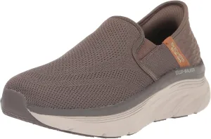 Skechers Men's Dlux Walker Orford Slip in