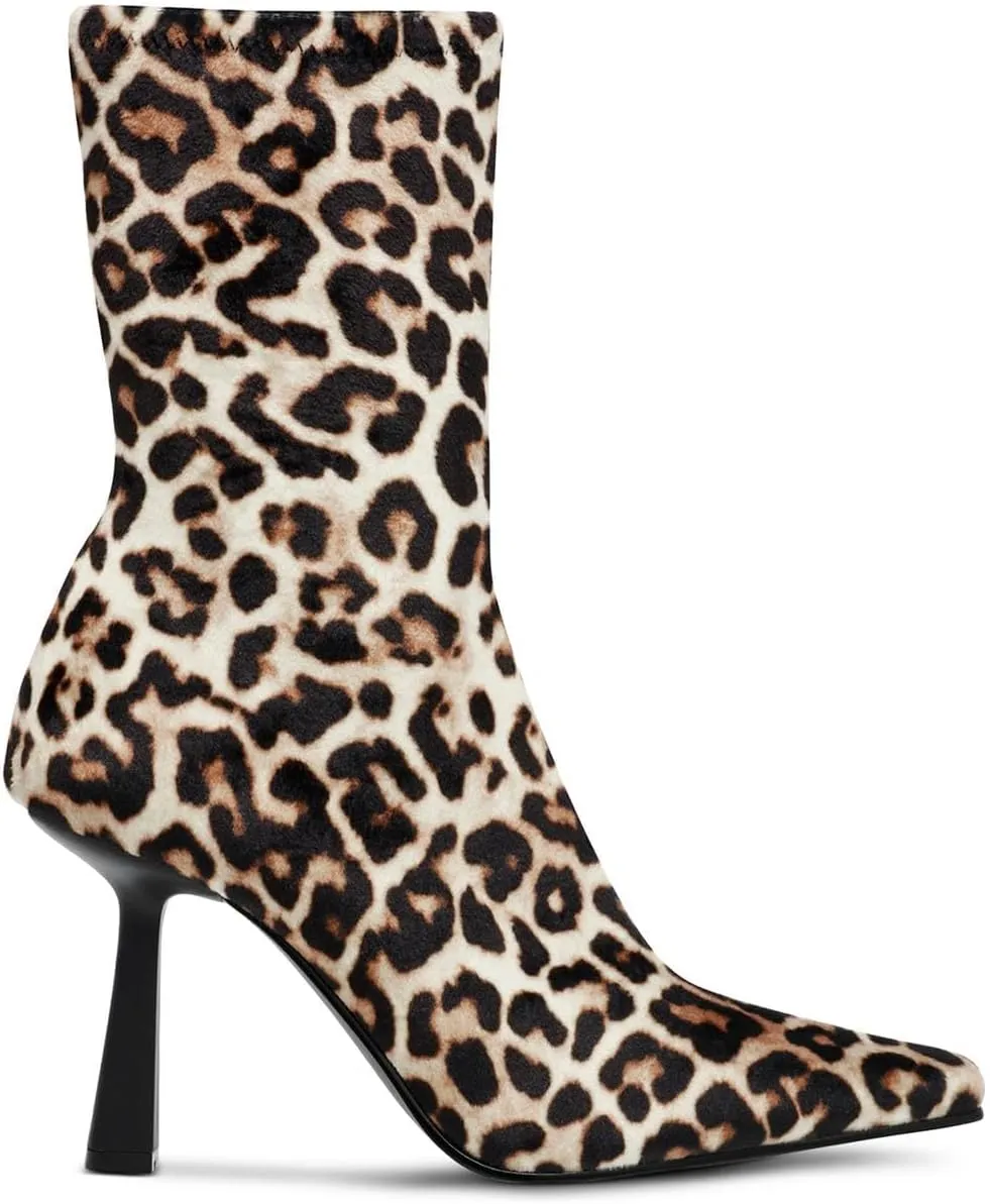 Steve Madden Women's Vakay Fashion Boot