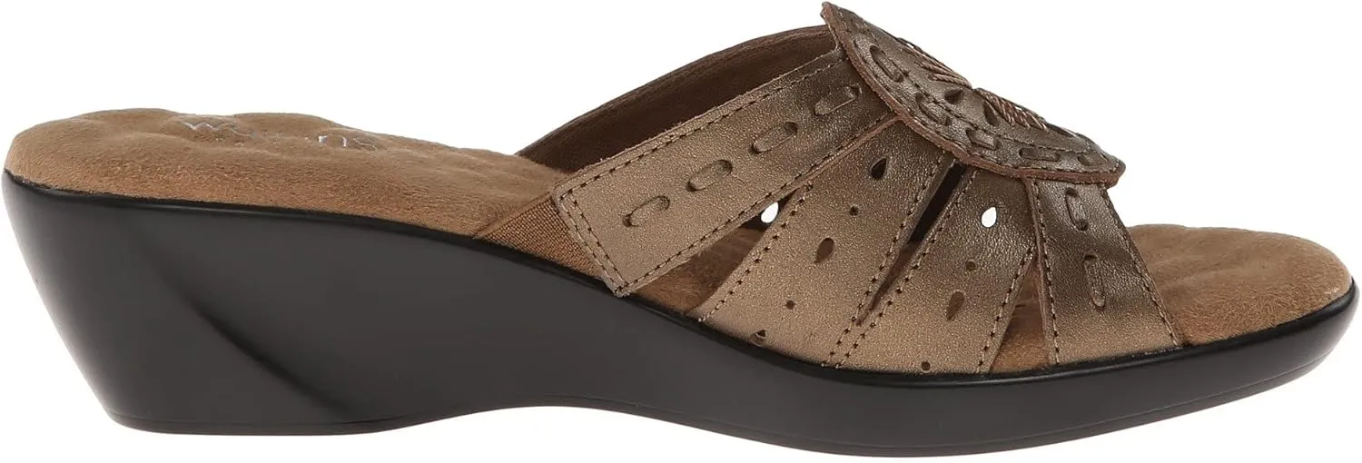Walking Cradles Women's Reece Pointed Toe Flat